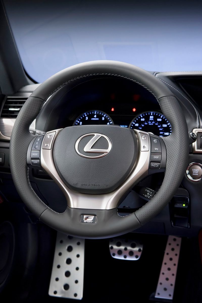 Lexus GS       (29 +)