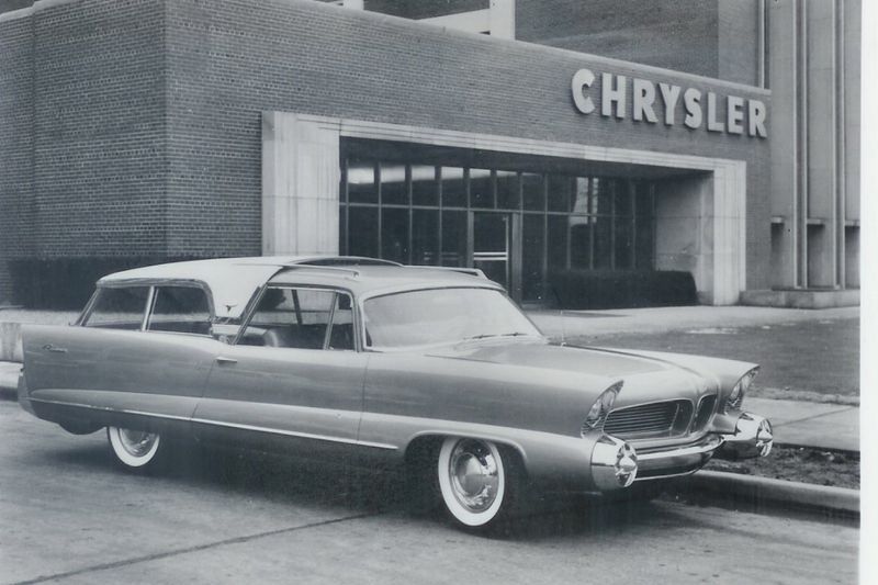 Chrysler Plainsman Wagon Concept    (18 +)