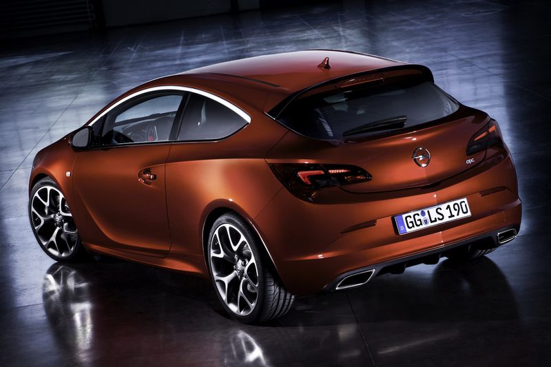   Opel Astra OPC (15 )