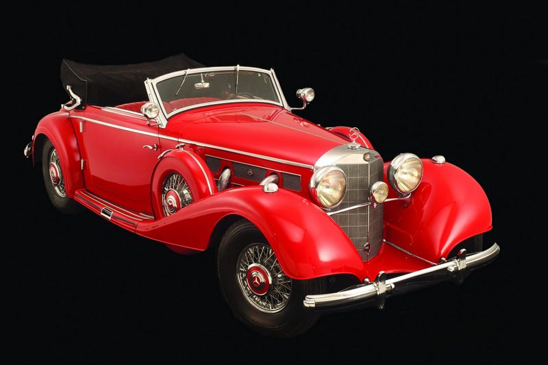 Лондонский аукцион распродал машины знаменитостей на 5,2 млн. евро (4 фото)