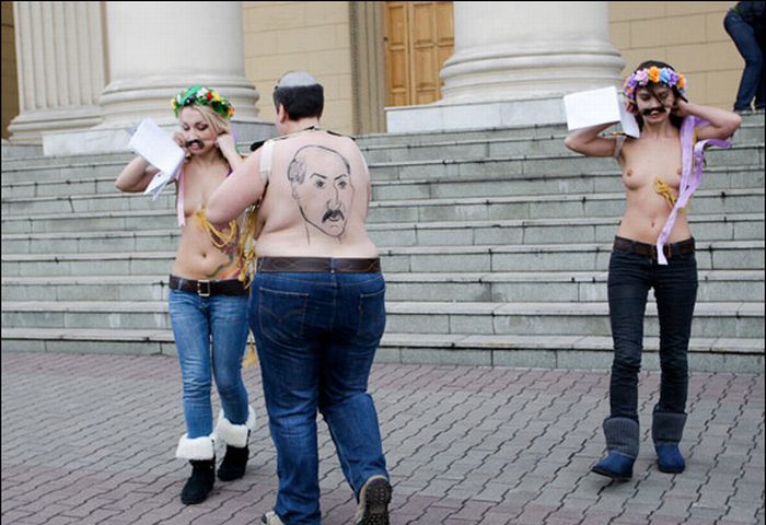 FEMEN    (7  + )