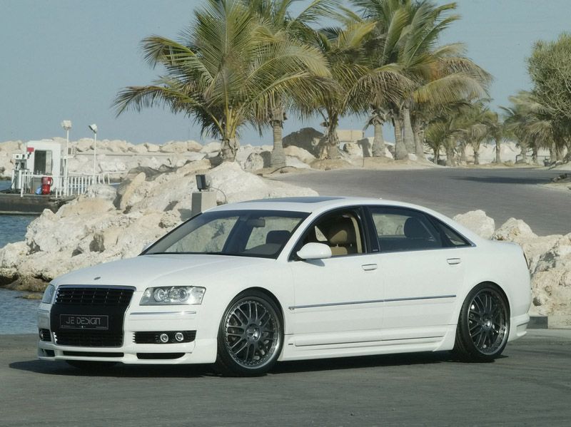     Audi (93 )