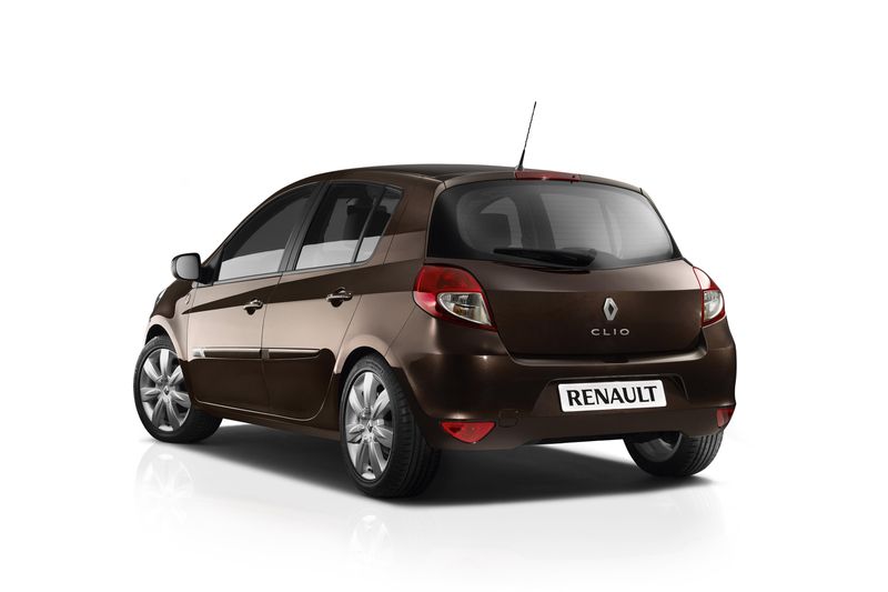  Renault    (15 )
