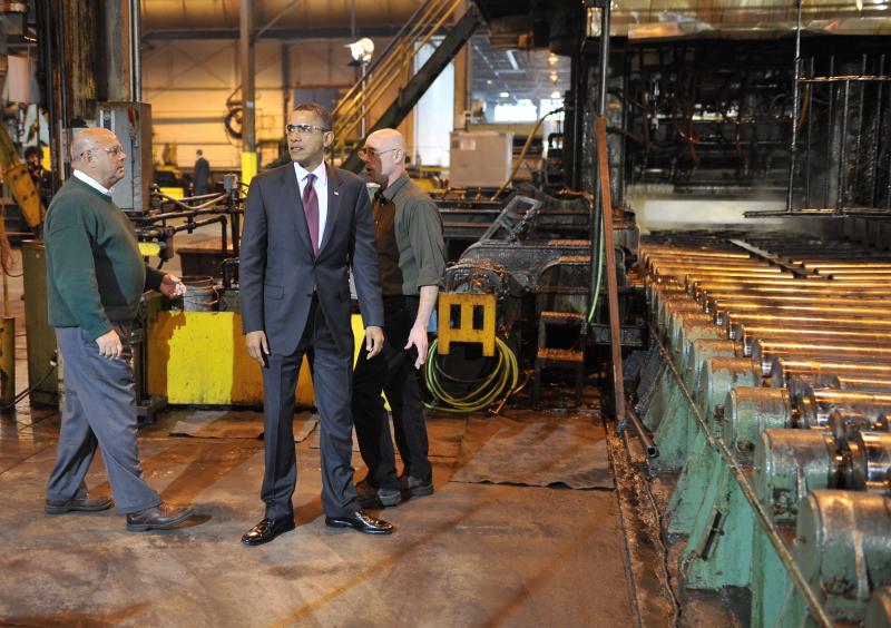 Obama tours Wisconsin factories