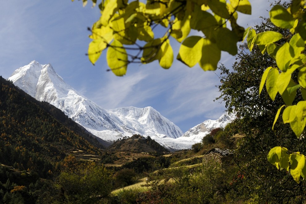   Ribum Monastery, Lho,  , .