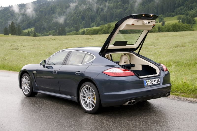  Porsche Panamera      (63 )