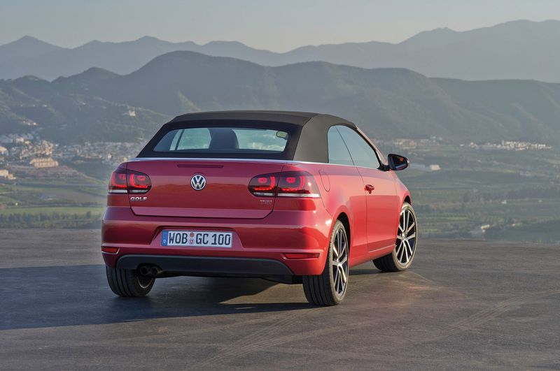 Volkswagen Golf Cabriolet -    (19 )