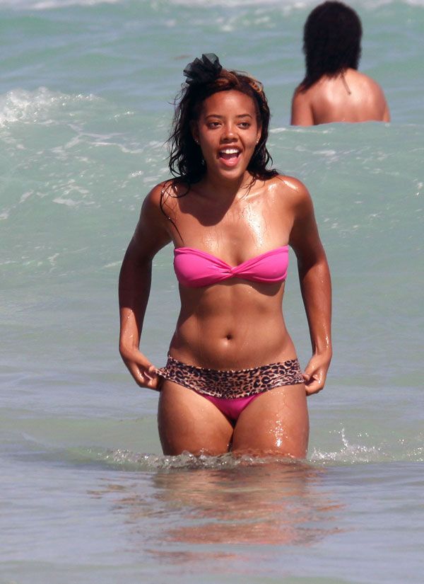 Angela Simmons   (16 ), photo:12