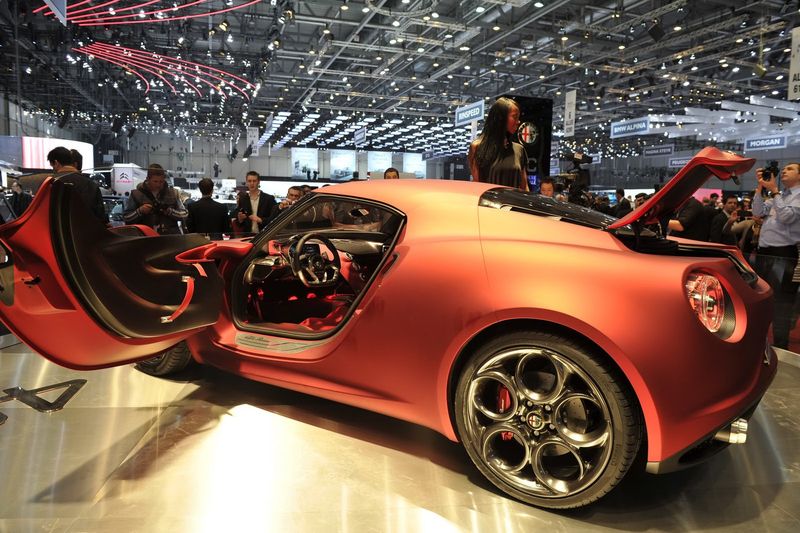 Alfa Romeo   4C Concept (19 +)