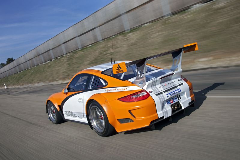       Porsche ,     ,   ,   470  ,   ,    (    60  75 ),  -     .       , ""     (  KERS,    -1).    ""            .      ,        Porsche (          VW), ,              "24  -",    ,     ,   911 GT3 R Hybrid.
