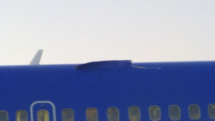 Разгерметизация Боинга 737 (7 фото)