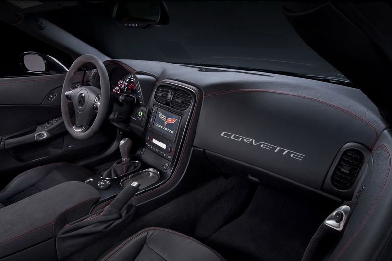 Corvette Centennial Edition -    (13 +)