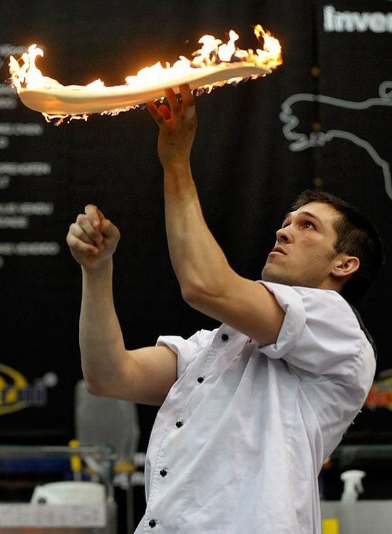 Чемпионат мира по производству пиццы (9 Фото)