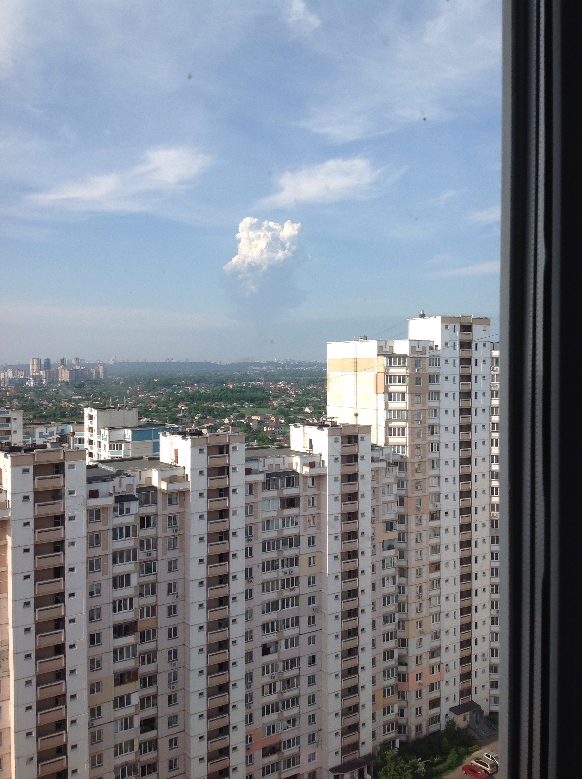 Взрыв емкостей с топливом на базе БРСМ. Васильков