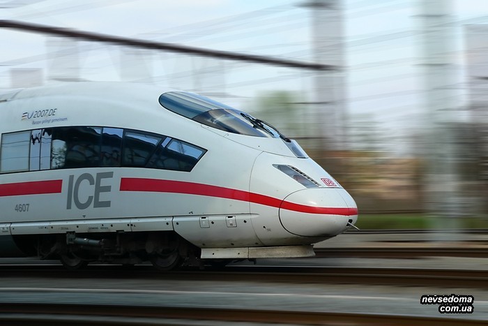 Немецкий Trans Deutschland Express (15 фото)
