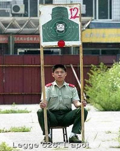 <br /><br />Приз зрительских симпатий<br /><br />ПОСМЕРТНО<br /><br />Достается военнослужащему Северной Кореи