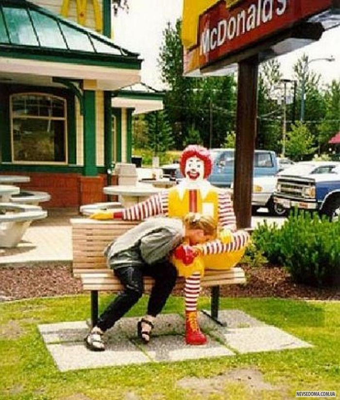 Приколы над Макдональдсом (29 фото)