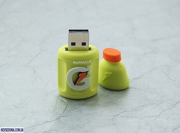 Отличная подборка необычных USB-стиков (72 фото)