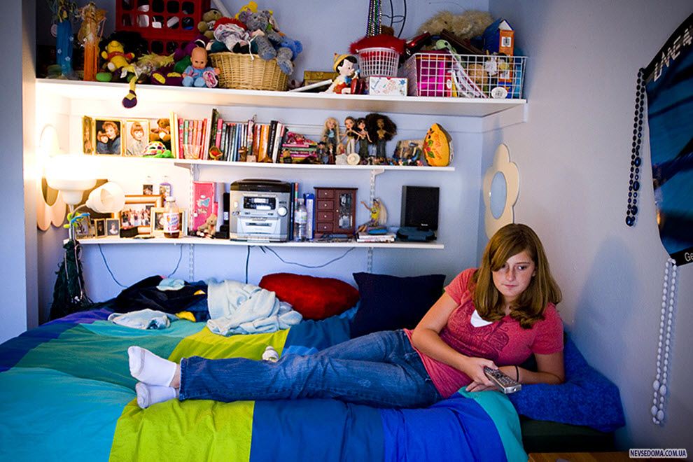 My life my room. Комната для девушки. Девушка в своей комнате.