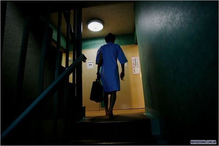 Человек, пострадавший от кризиса (10 фото)