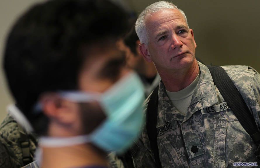 Американский военный врач. Американские военные врачи. Военные врачи в Афганистане. Американский военный медик. Американские медики в Афганистане.