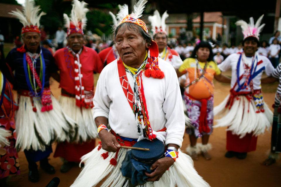 Быт народов аргентины. Деревня мака Парагвай. Индейцы мака Парагвай. Коренные народы Латинской Америки. Парагвай жители.