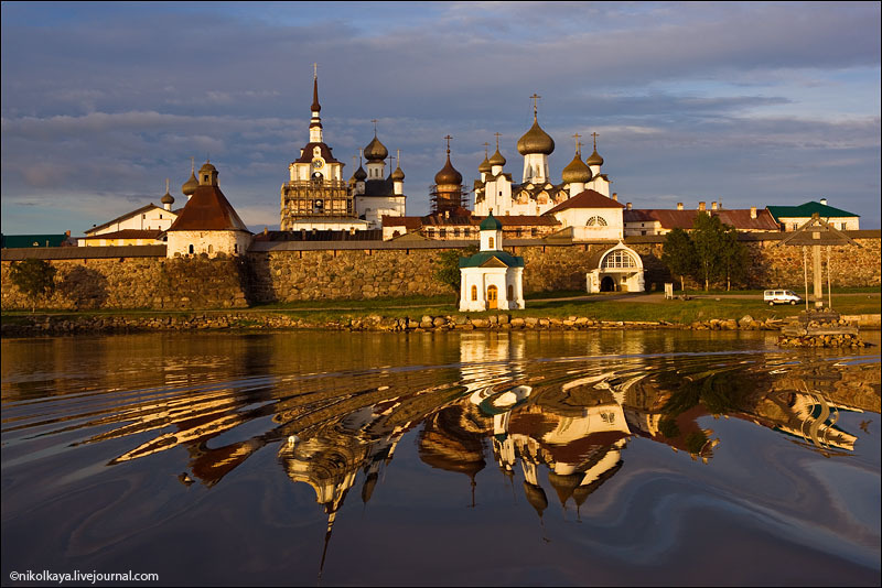 Соловецкий кремль соловецкие острова. Соловецкие острова Кремль. Соловецкий Кремль в Карелии. Соловецкий монастырь Соловецкие. Соловки монастырь.