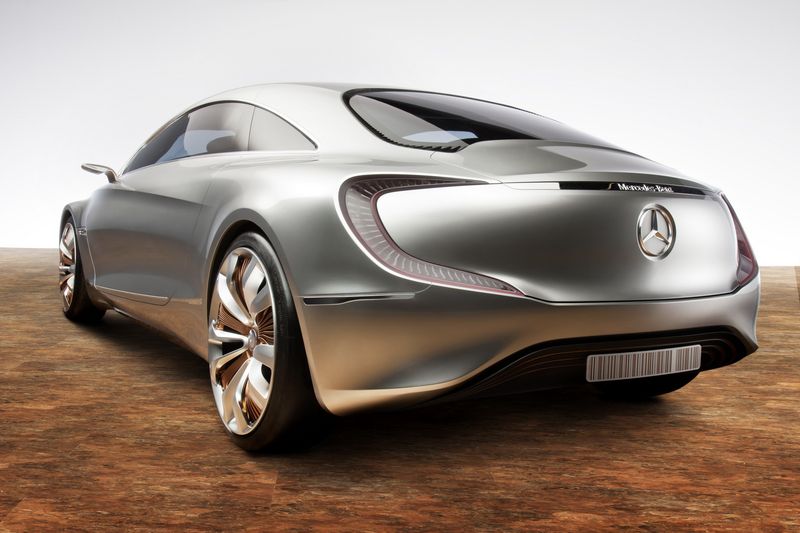 Компания Mercedes-Benz представила электро-концепт F125 (44 фото+видео)