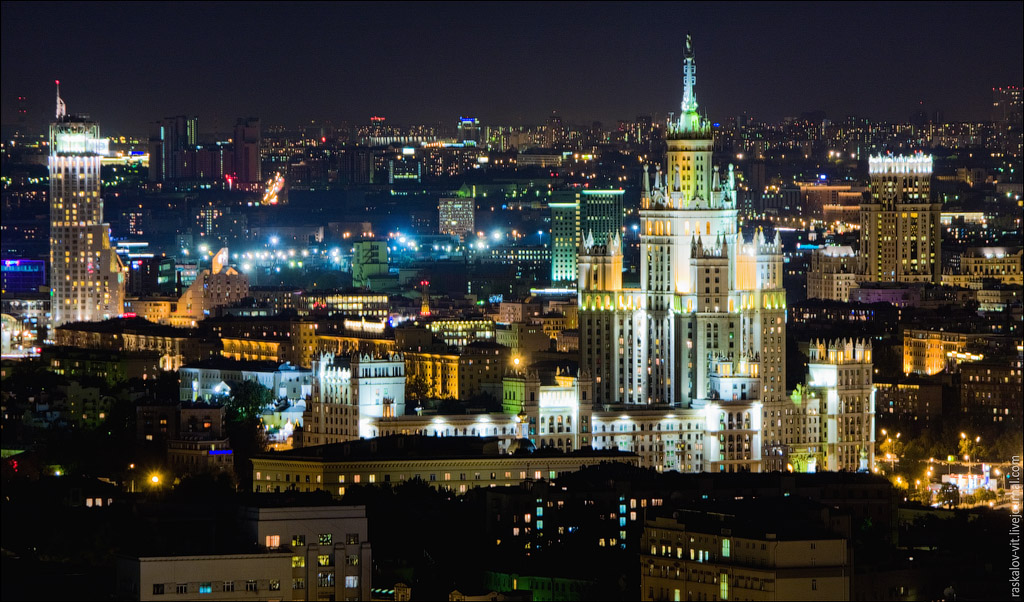 Ты с высоты красоты. Здание на «красных воротах» сталинская высотка. Высотка на Сухаревской. Москва высотка на Котельнической набережной. Красные ворота Москва высотка.