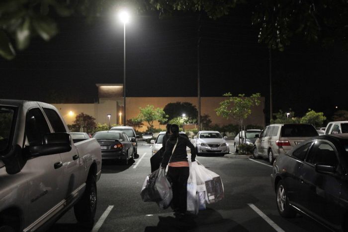 Глобальная распродажа (49 фото + видео)